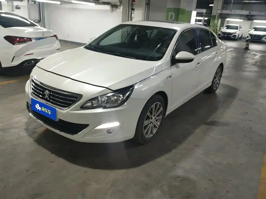Peugeot 408
