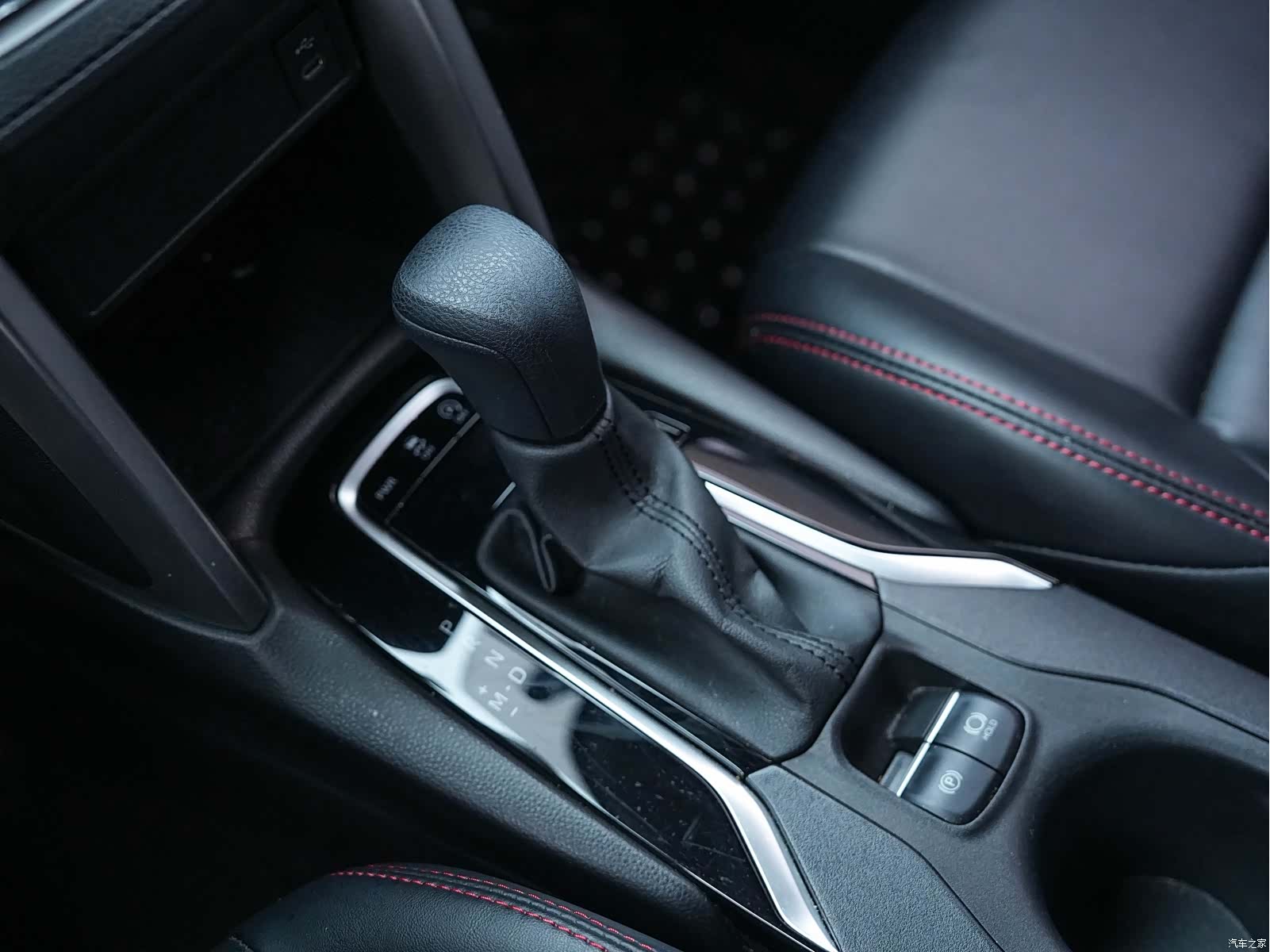 Toyota Frontlander, 2023 22