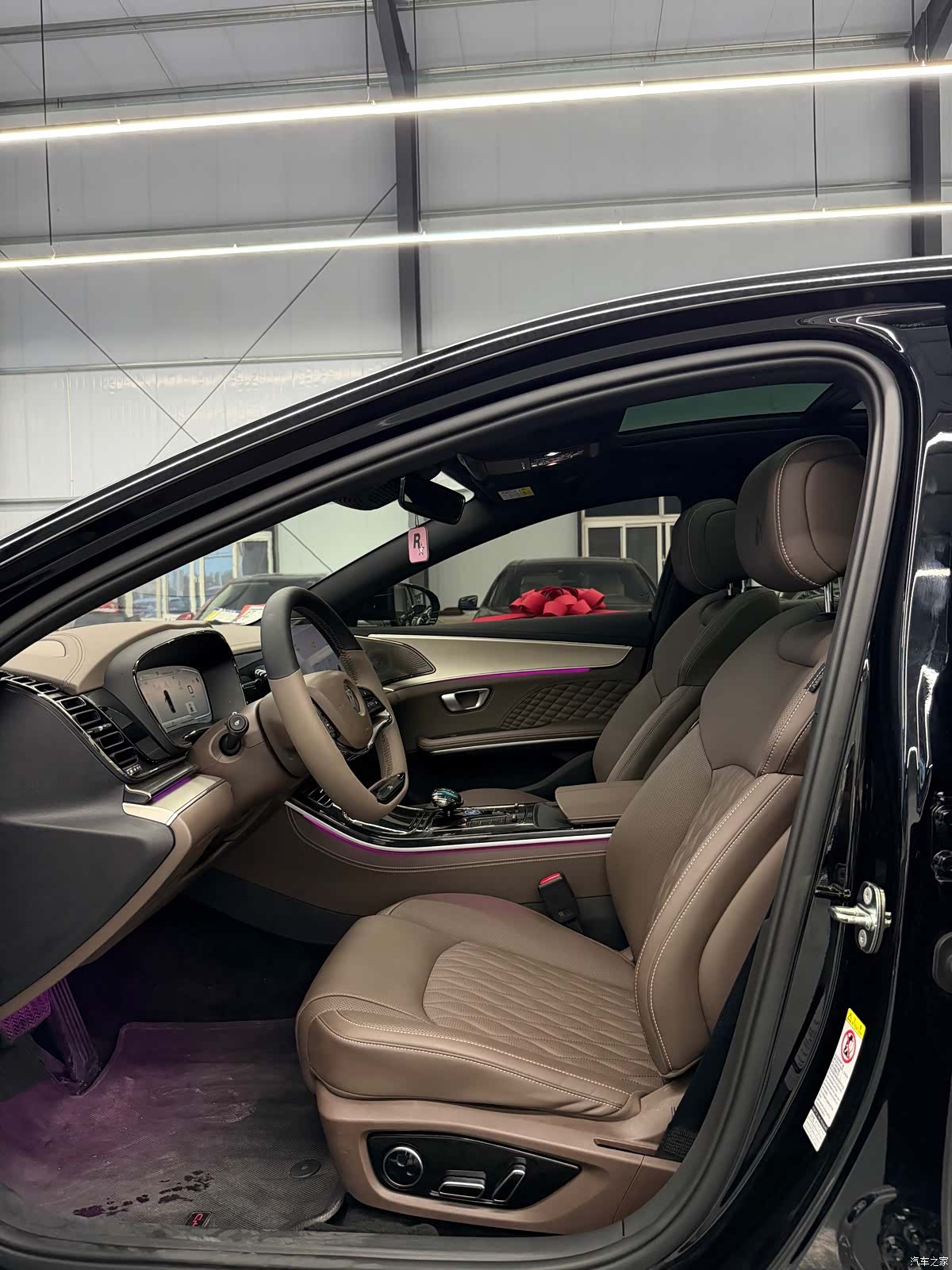 BYD Han, 2023 15