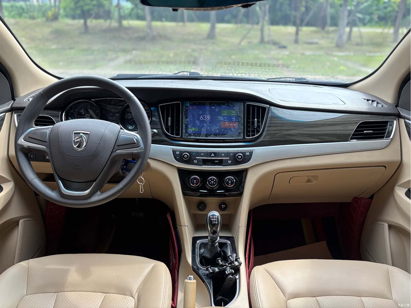 Wuling 730, 2017 15