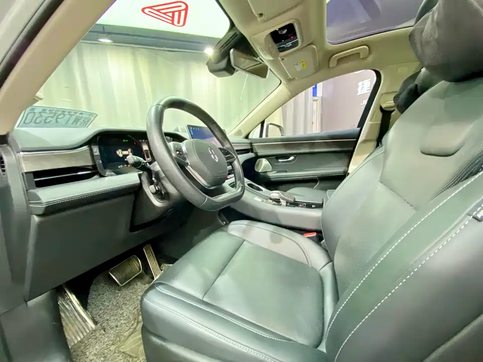 AITO Ask the world M5