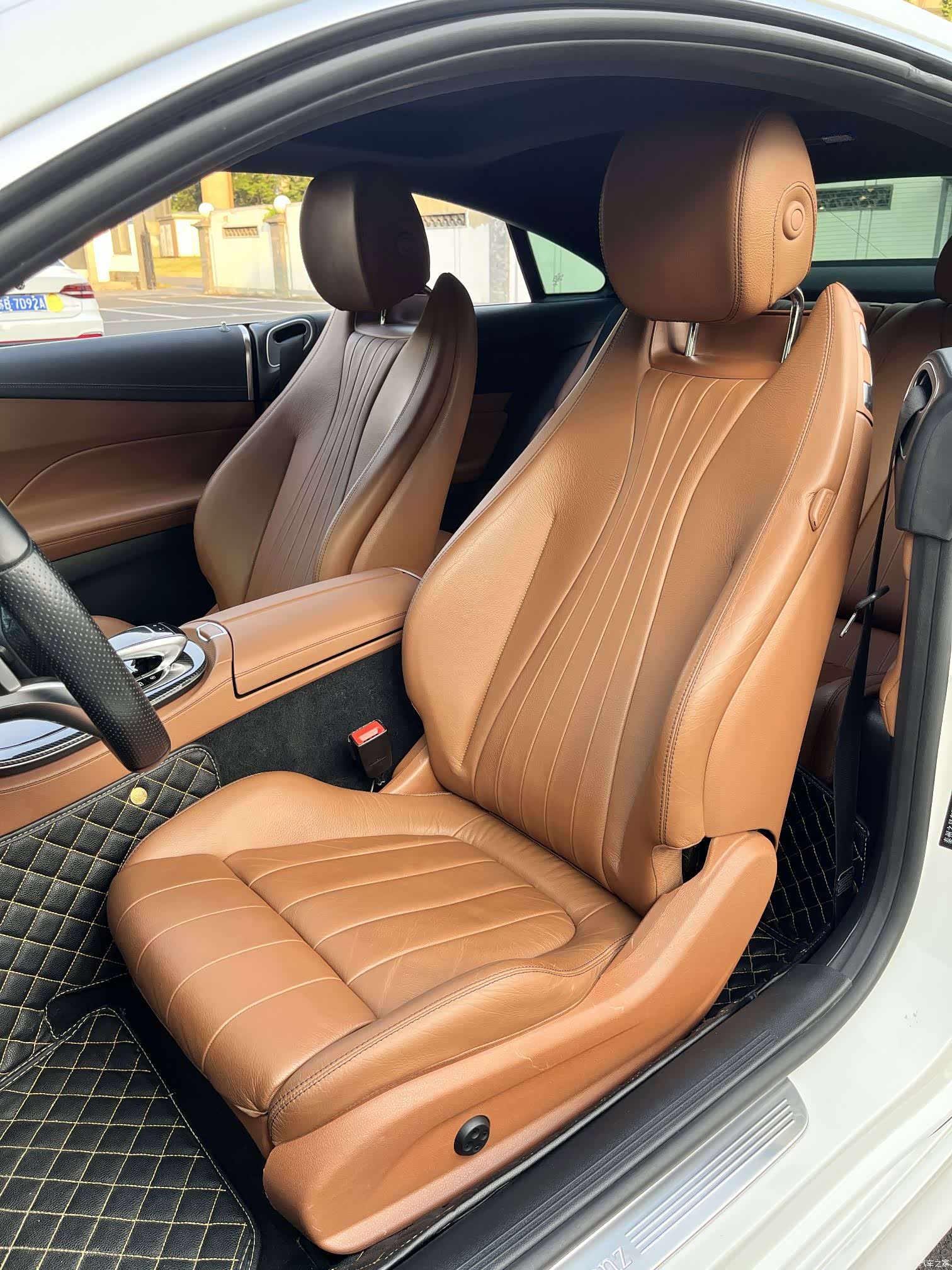 Mercedes-Benz E-Class, 2018 13