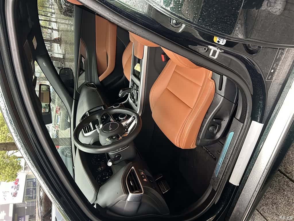Land Rover XEL, 2024 8