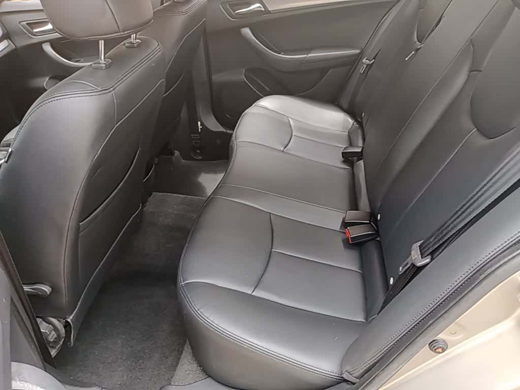 Roewe 360, 2018 17