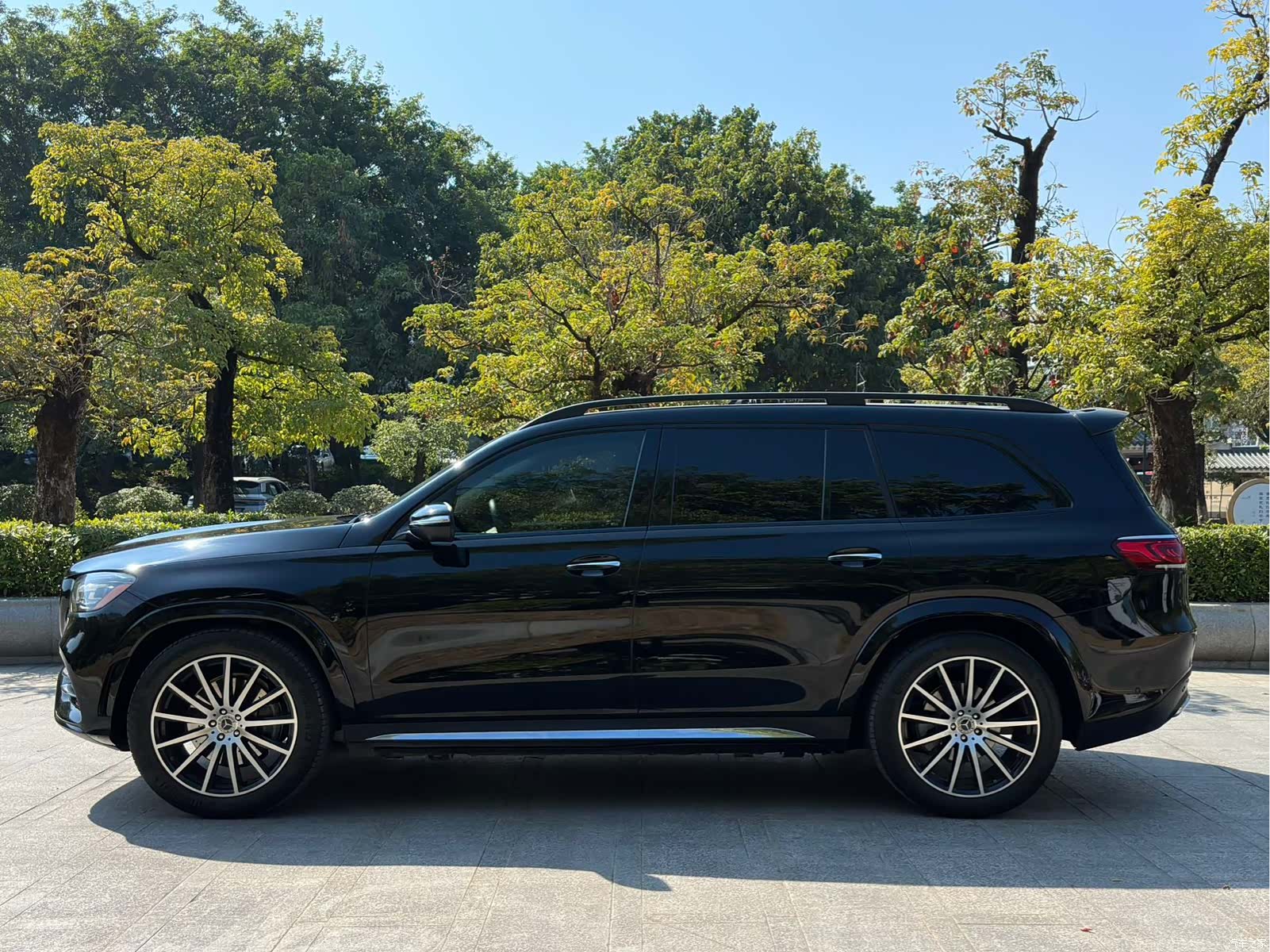 Mercedes-Benz GLS, 2024 8