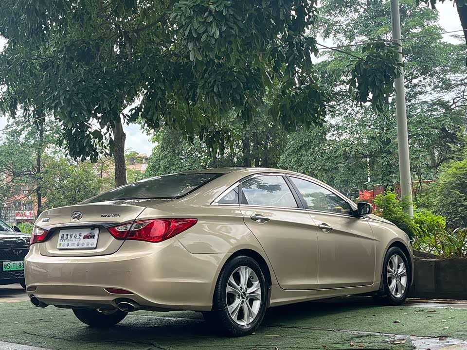 Hyundai Sonata