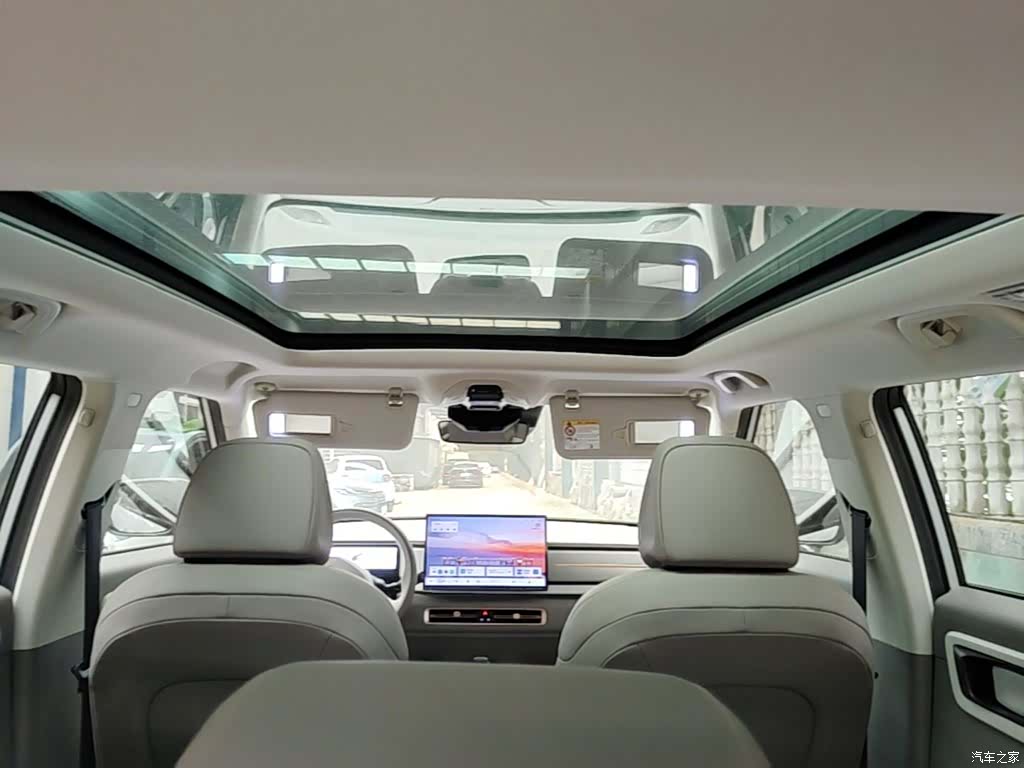 Geely Icon, 2025 18
