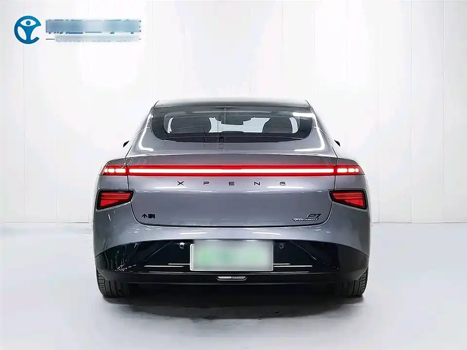 XPENG P7