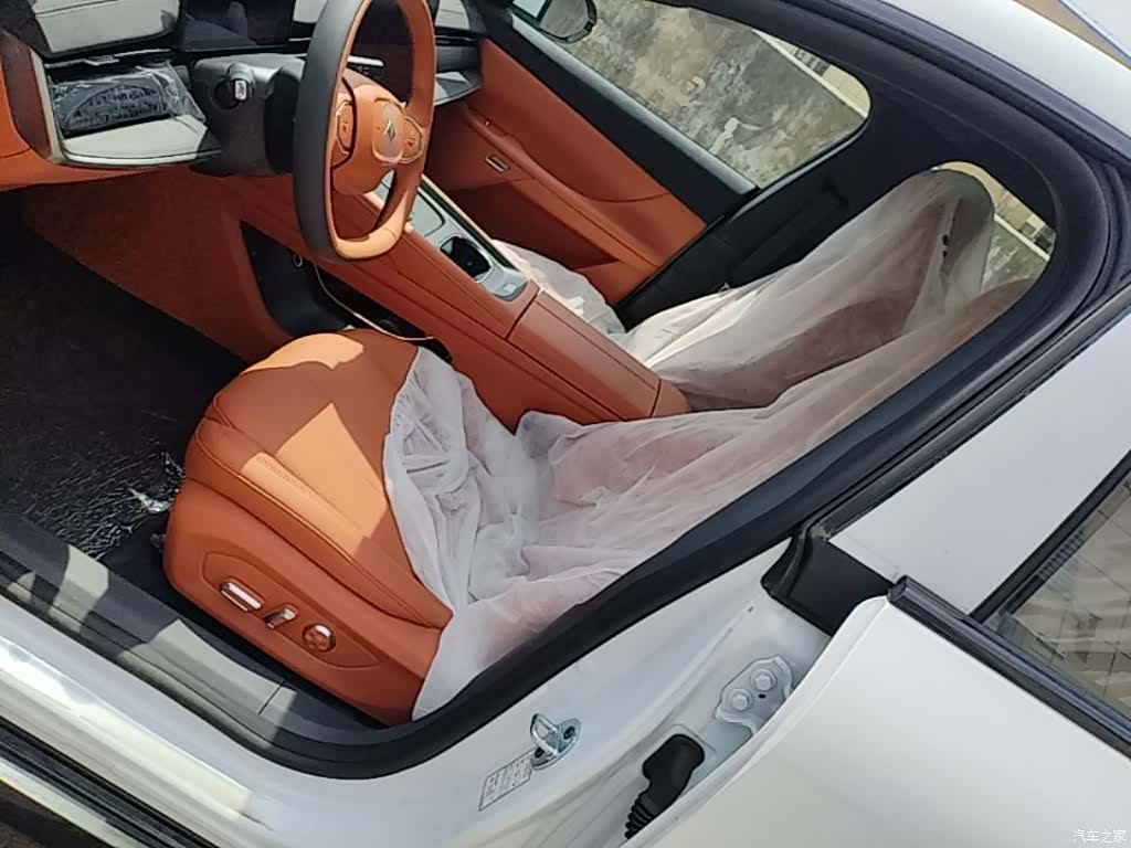 DongFeng eπ007, 2026 15