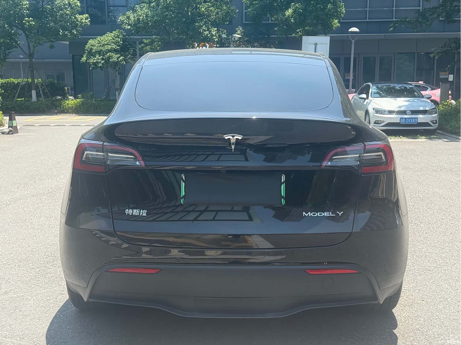 Tesla Model Y, 2023 24
