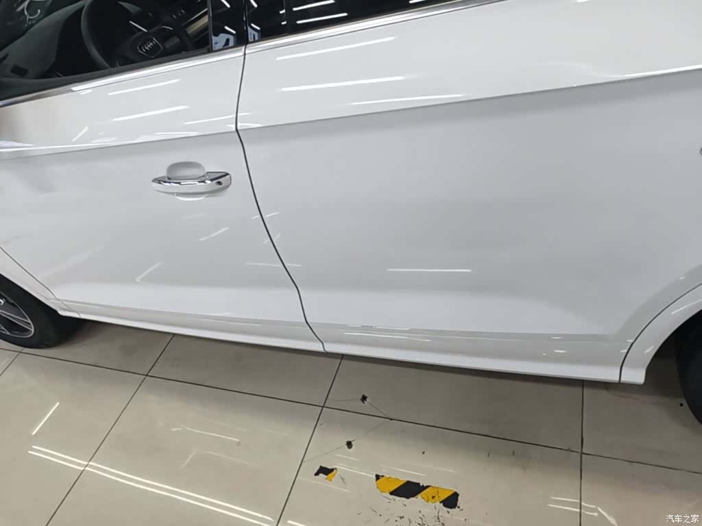 Audi Q5L, 2021 22