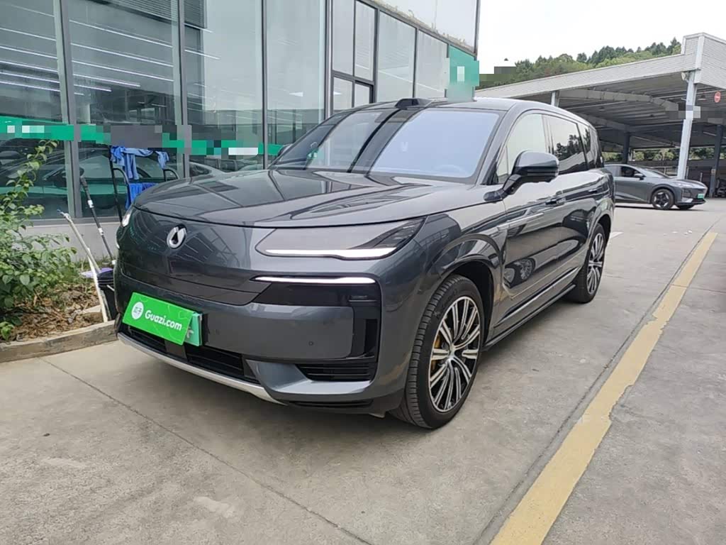 Denza N9