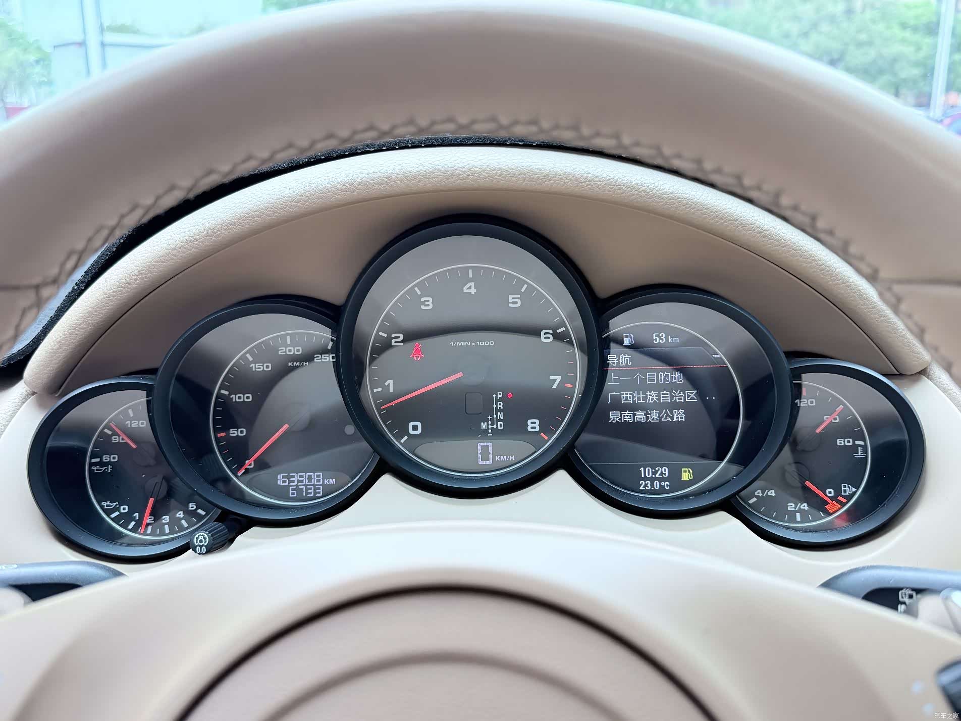 Porsche Cayenne, 2013 11