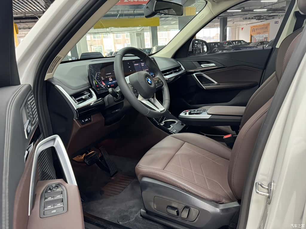 BMW X1, 2023 11