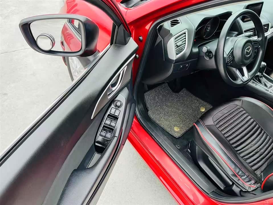 Mazda 3 Angkesaila Mazda 3 Angkesaila
