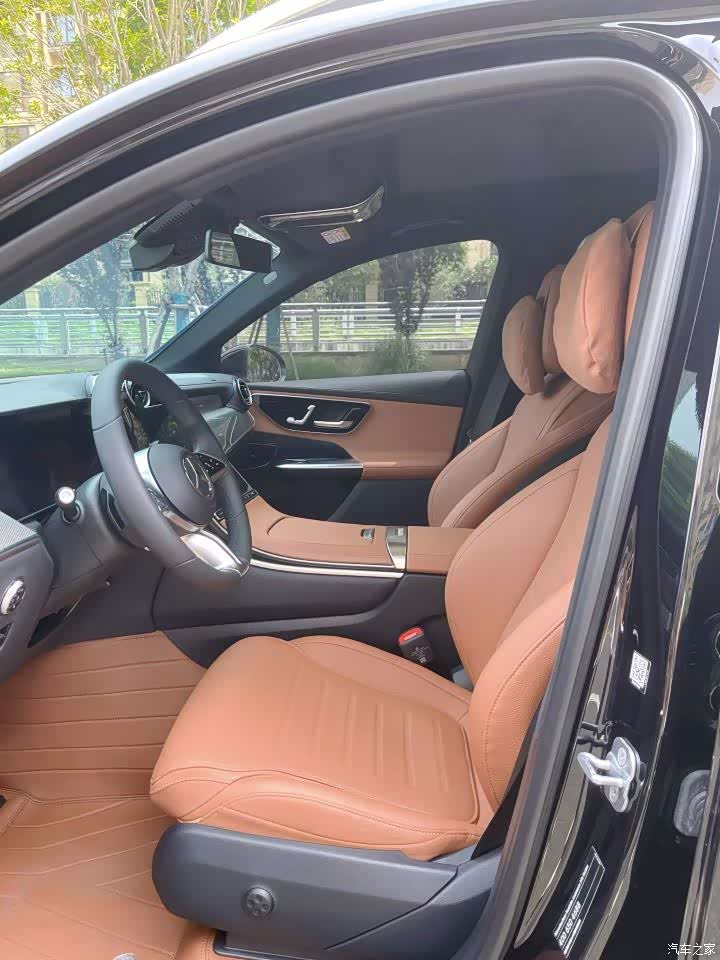 Mercedes-Benz GLC, 2024 7