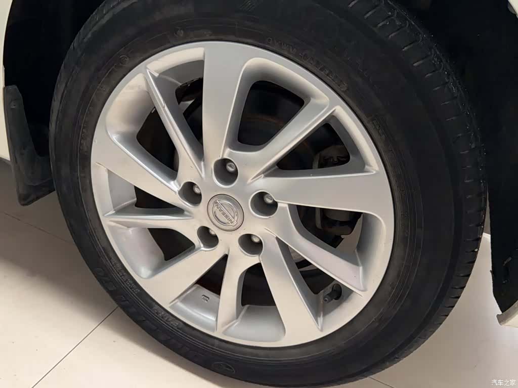 Nissan Tiida, 2017 3