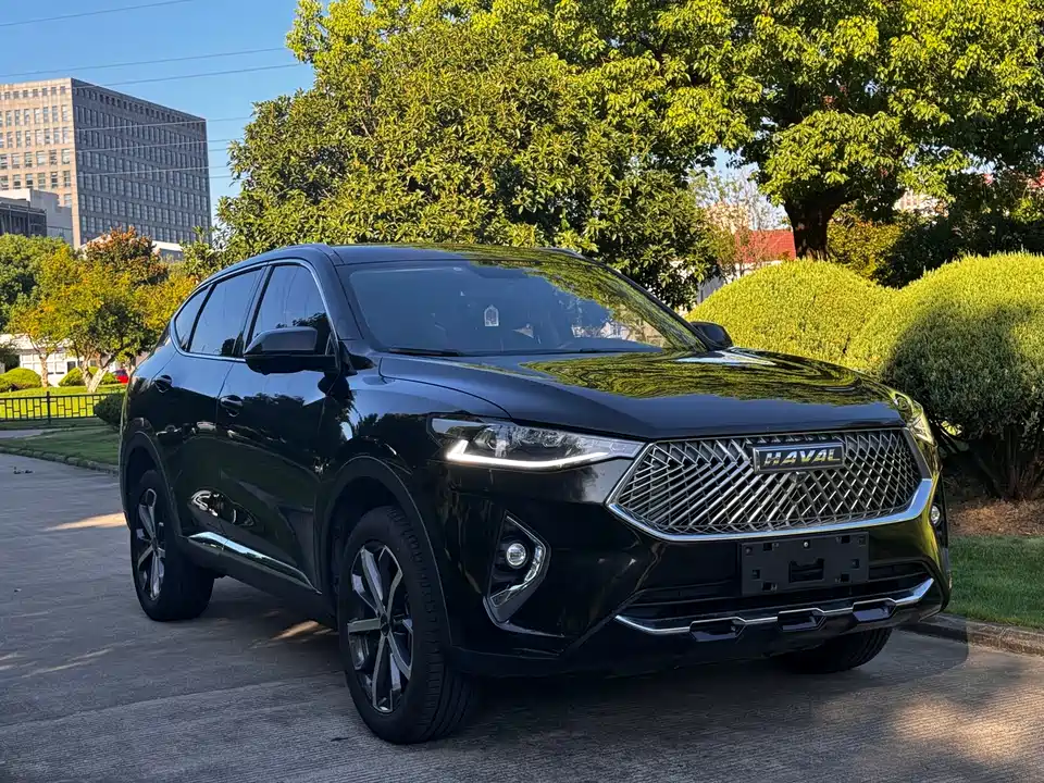 Haval F7