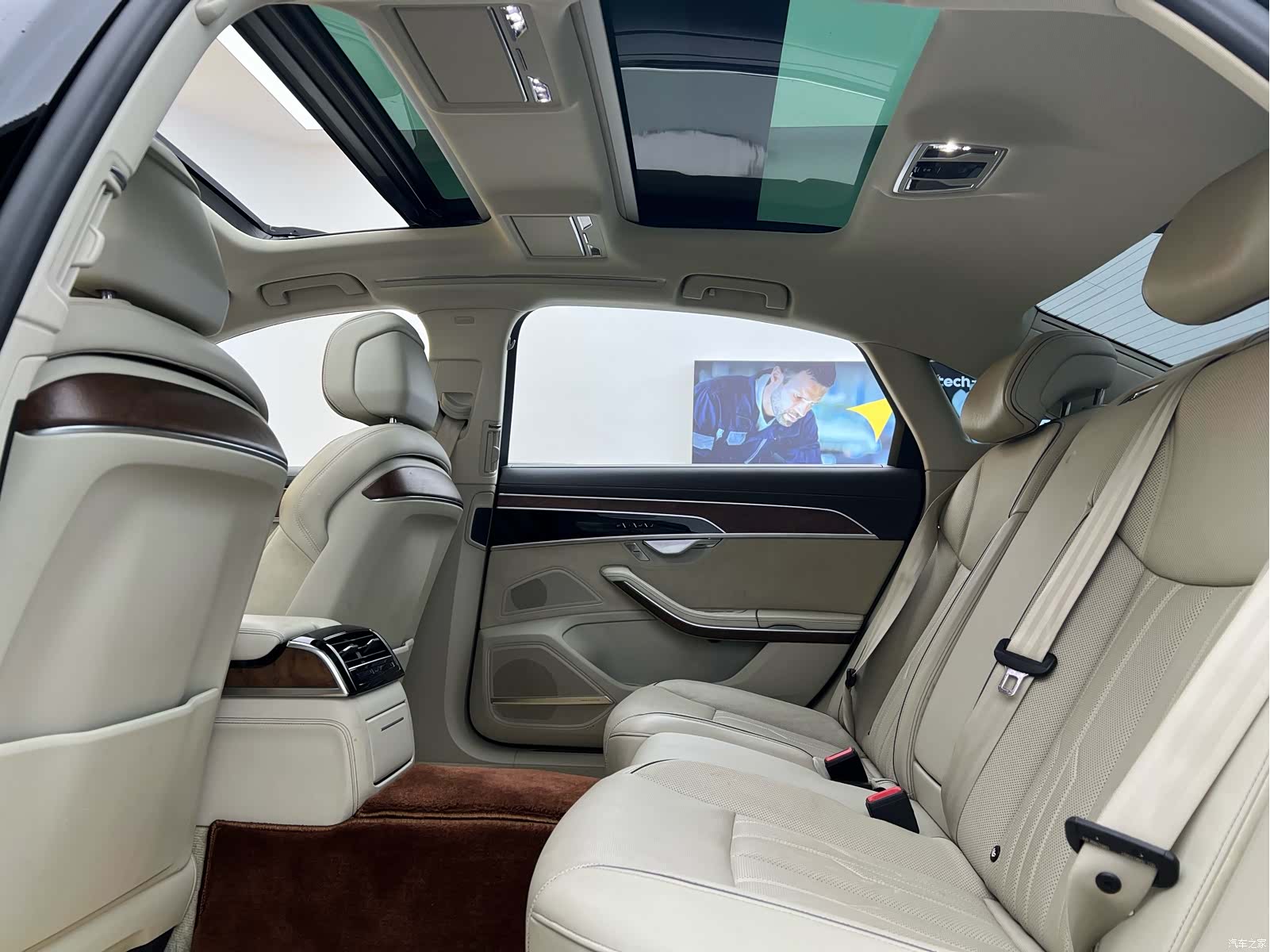 Audi A8L, 2020 26