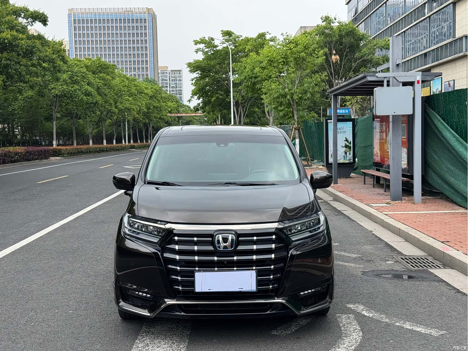 Honda Elysion, 2022 4