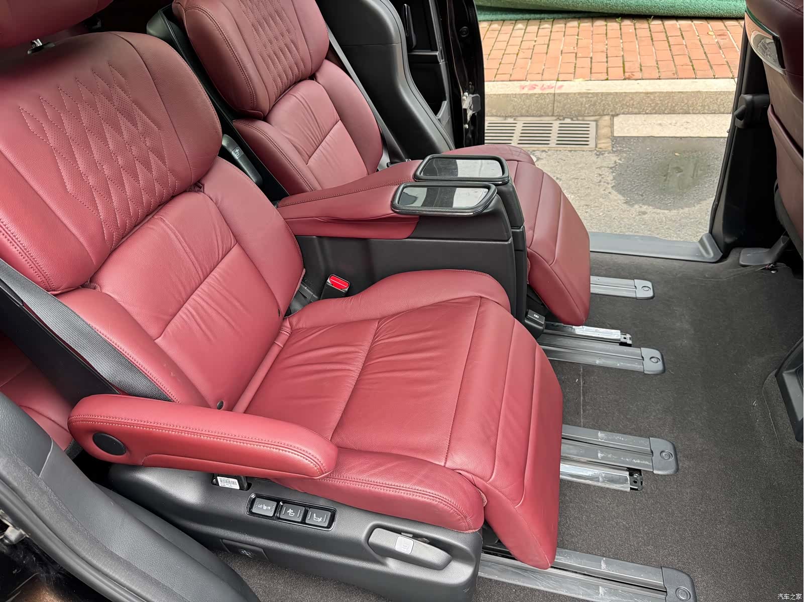 Honda Elysion, 2022 11