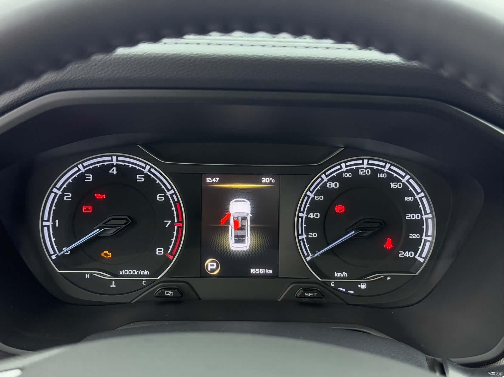 Geely X6, 2022 19