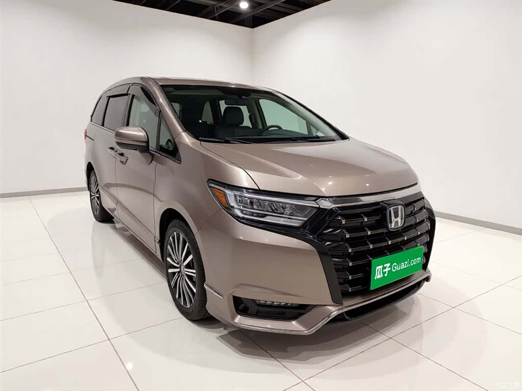 Honda Elysion, 2022 3