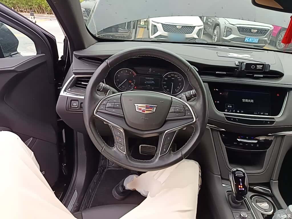 Cadillac XT5, 2024 11