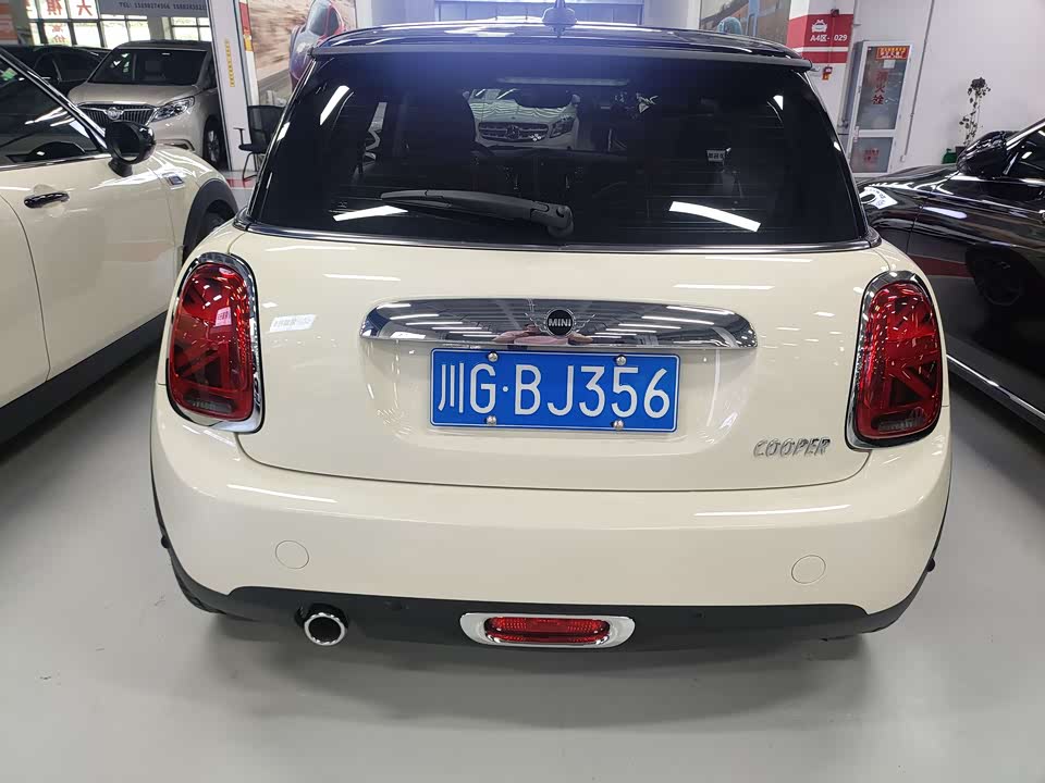 MINI MINI