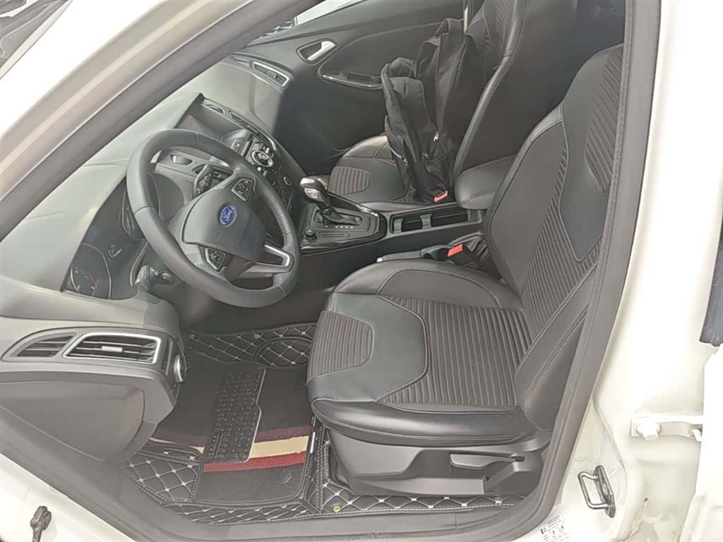 Ford Focus, 2016 15