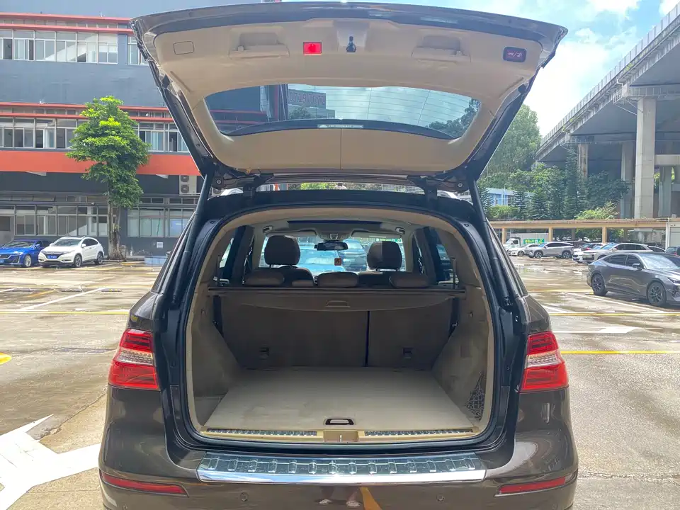 Mercedes-Benz M class