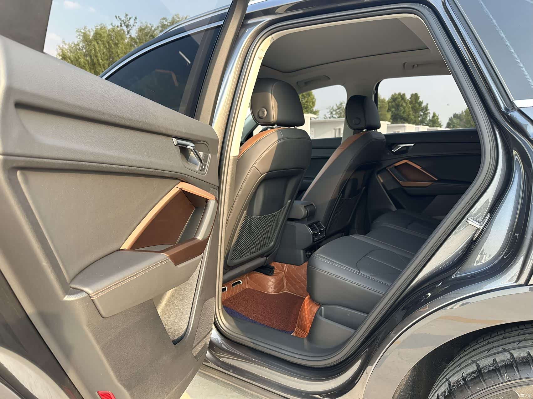 Audi Q3, 2022 8
