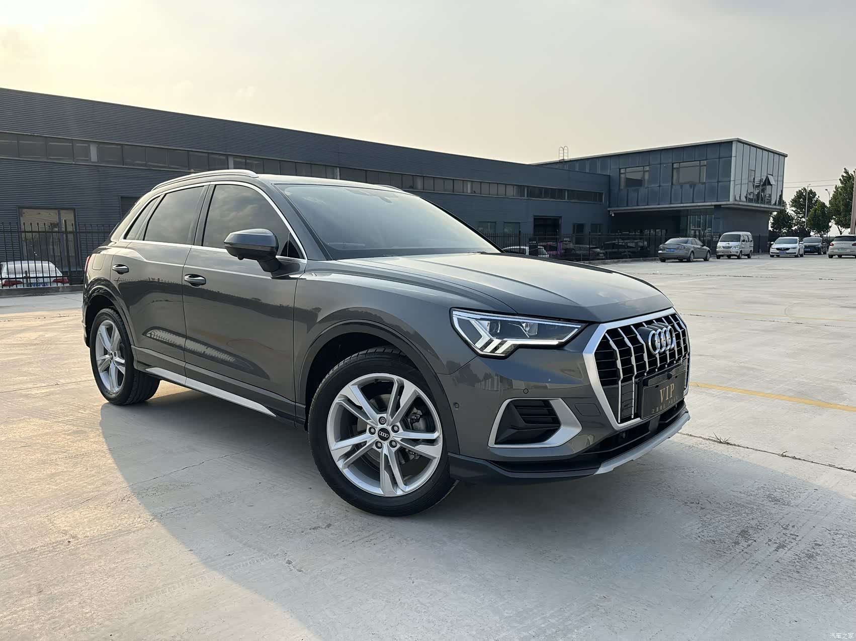 Audi Q3, 2022 2