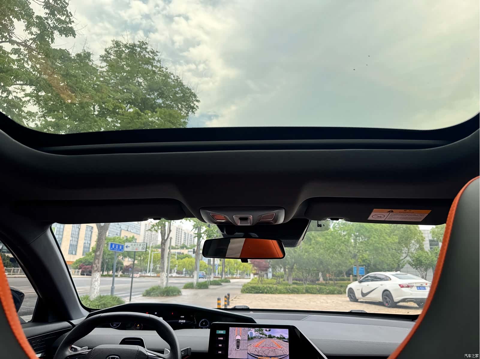 Changan UNI-V, 2022 14