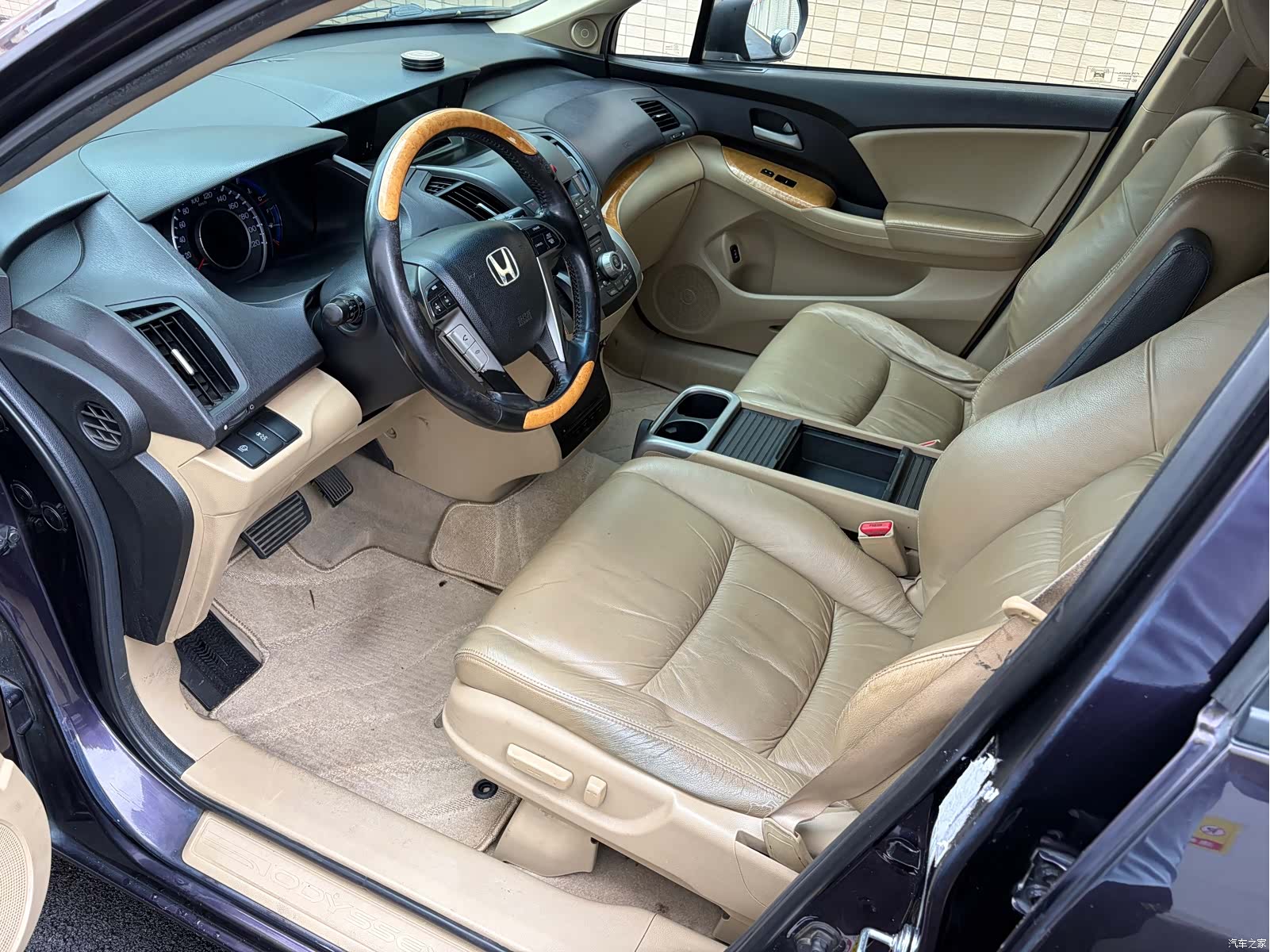 Honda Odyssey, 2011 4