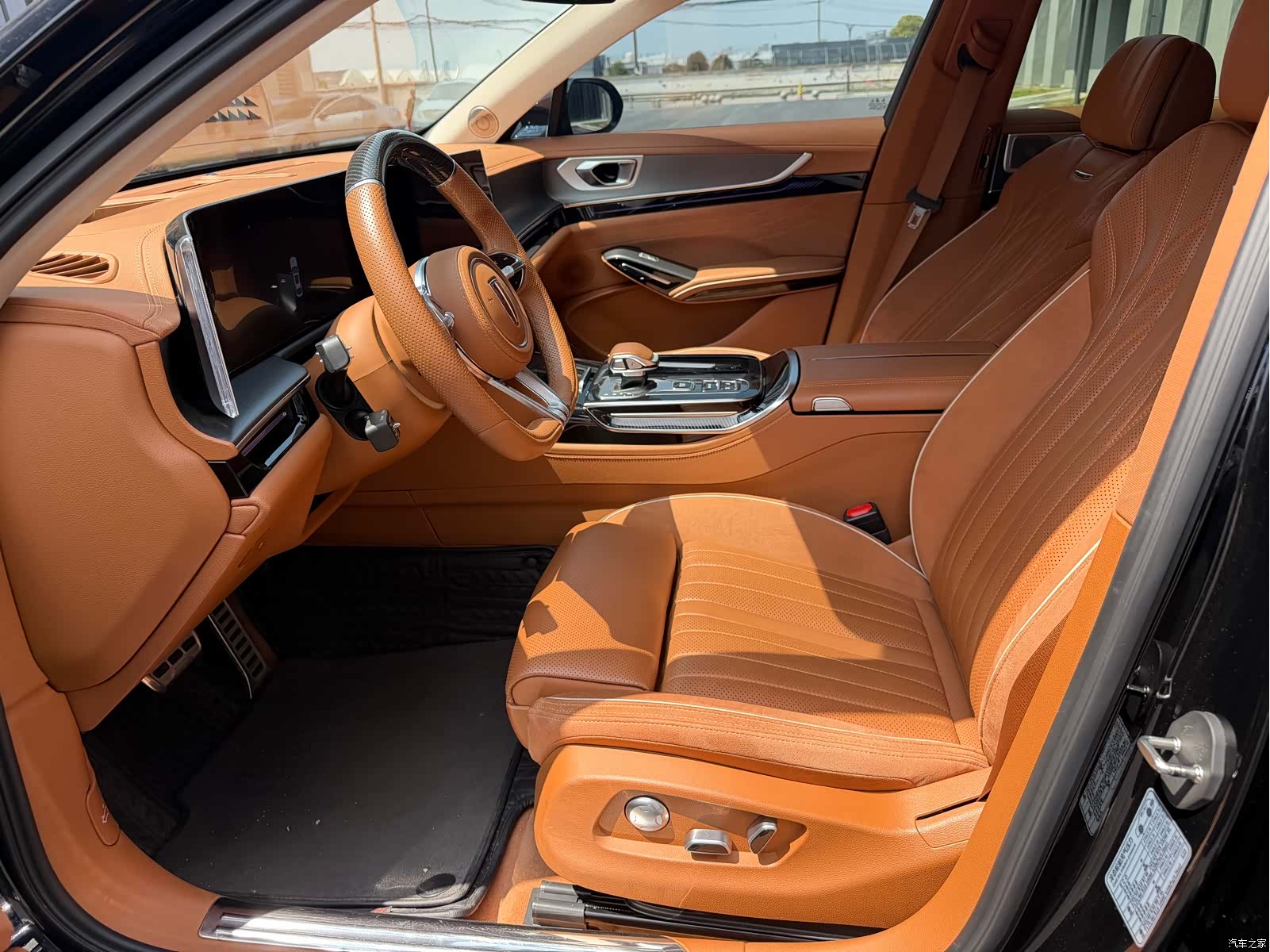 Hongqi H9, 2024 6