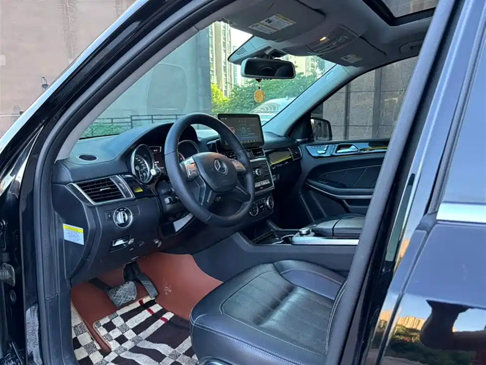 Mercedes-Benz GL grade