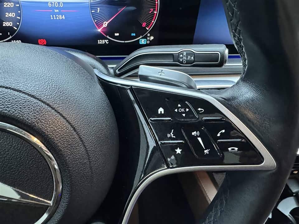 Mercedes-Benz GLE Mercedes-Benz GLE
