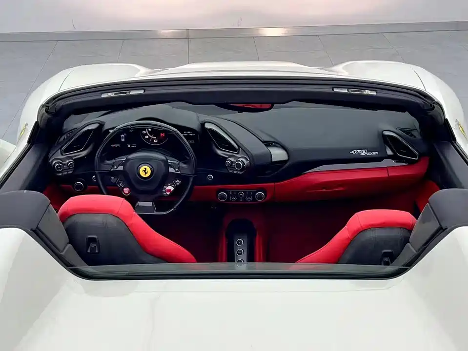 Ferrari 488