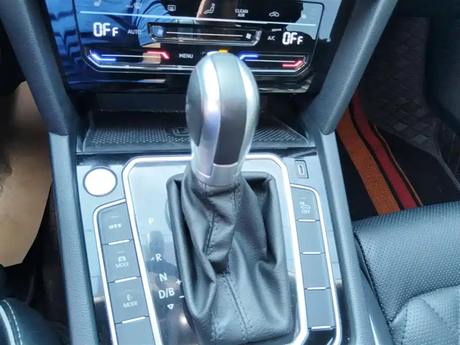 Volkswagen Magotan GTE