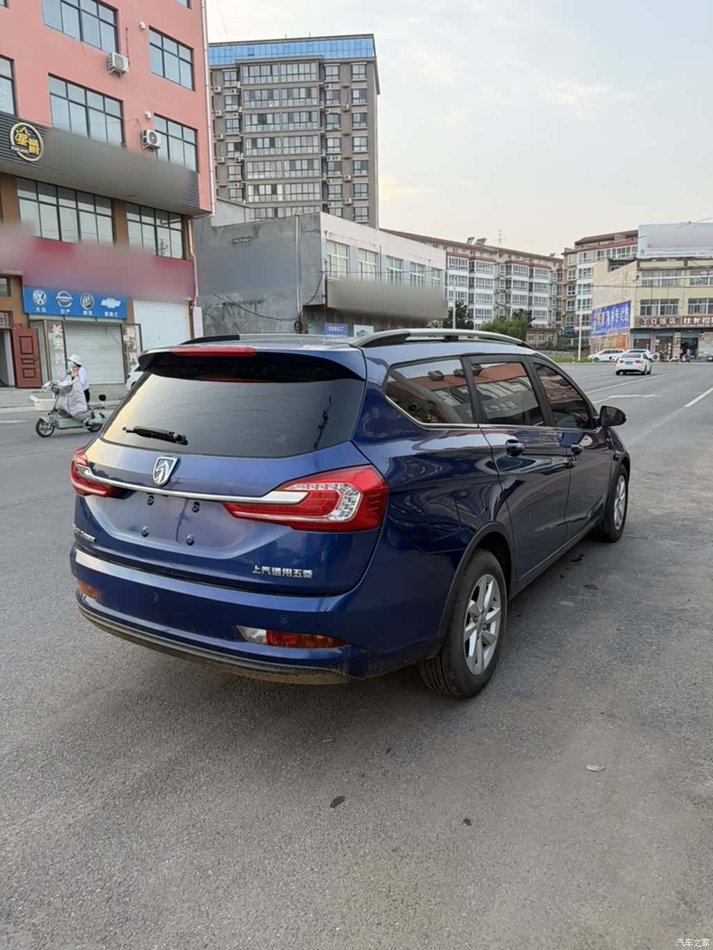 Wuling 310W, 2017 23