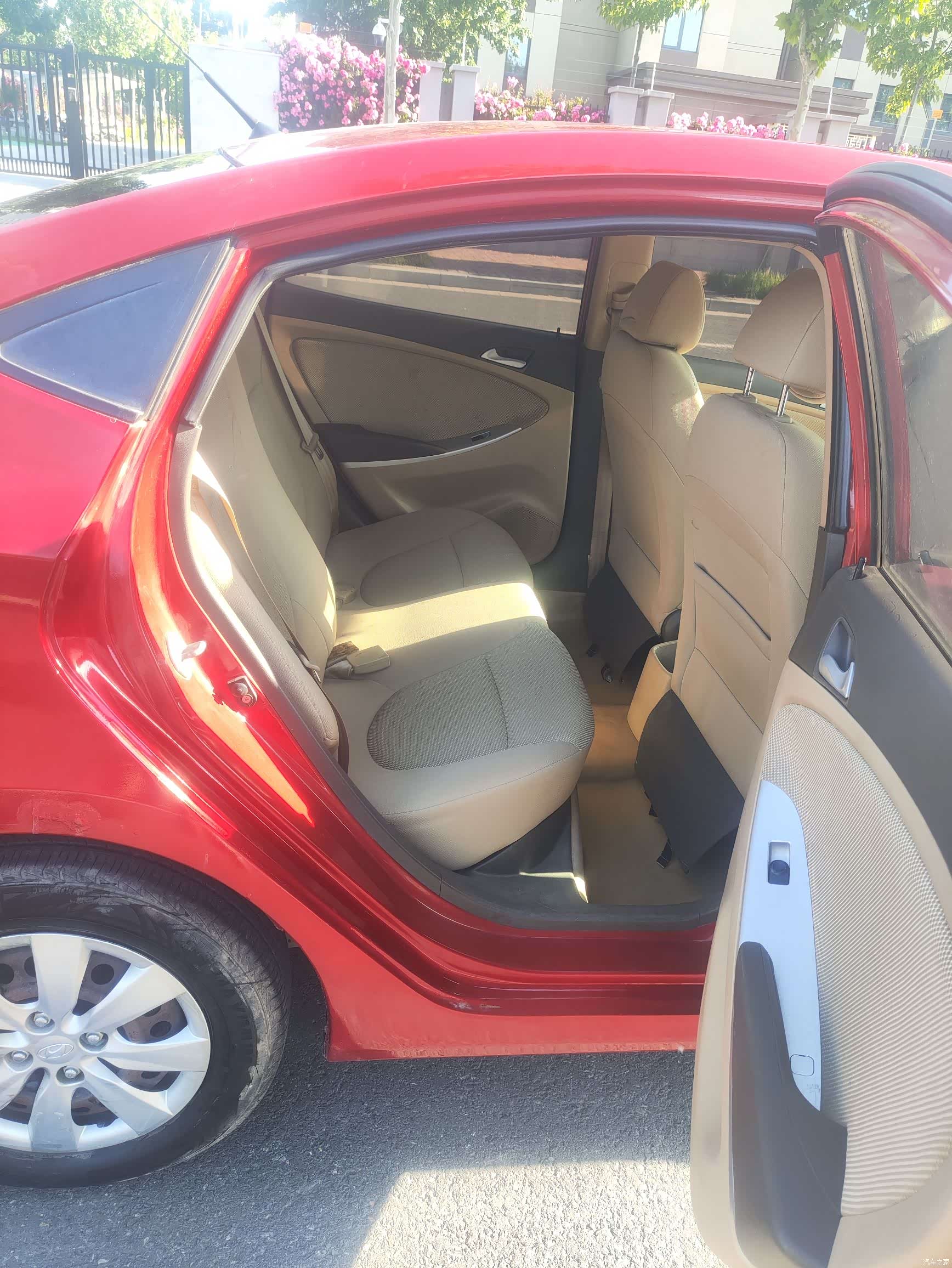 Hyundai GS, 2011 12