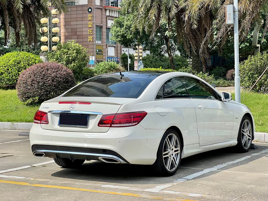 Mercedes-Benz E-Class 2016, фото 18