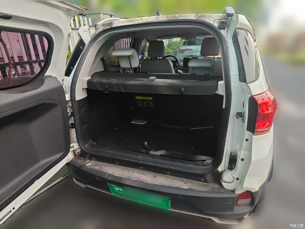 BYD Yuan, 2022 10