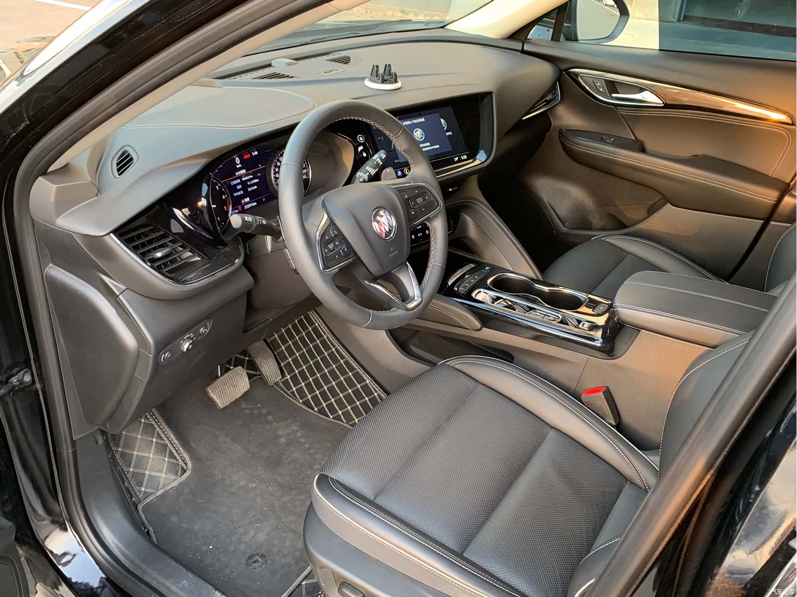 Buick Envision Plus, 2023 11