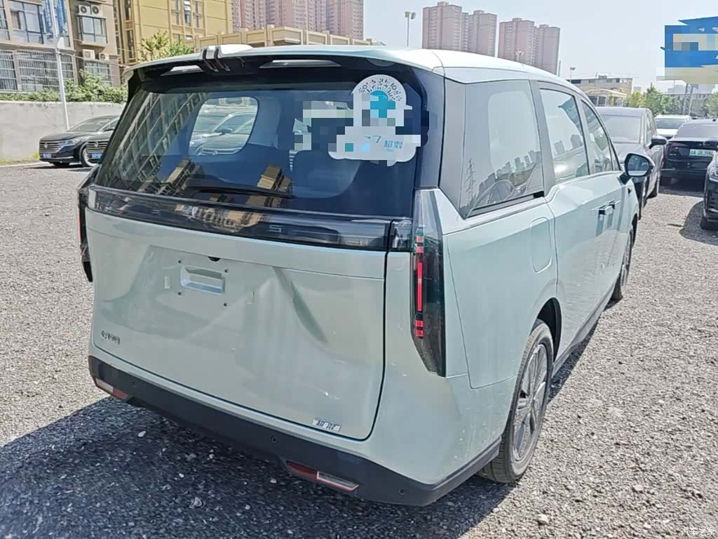 Maxus 7, 2025 7
