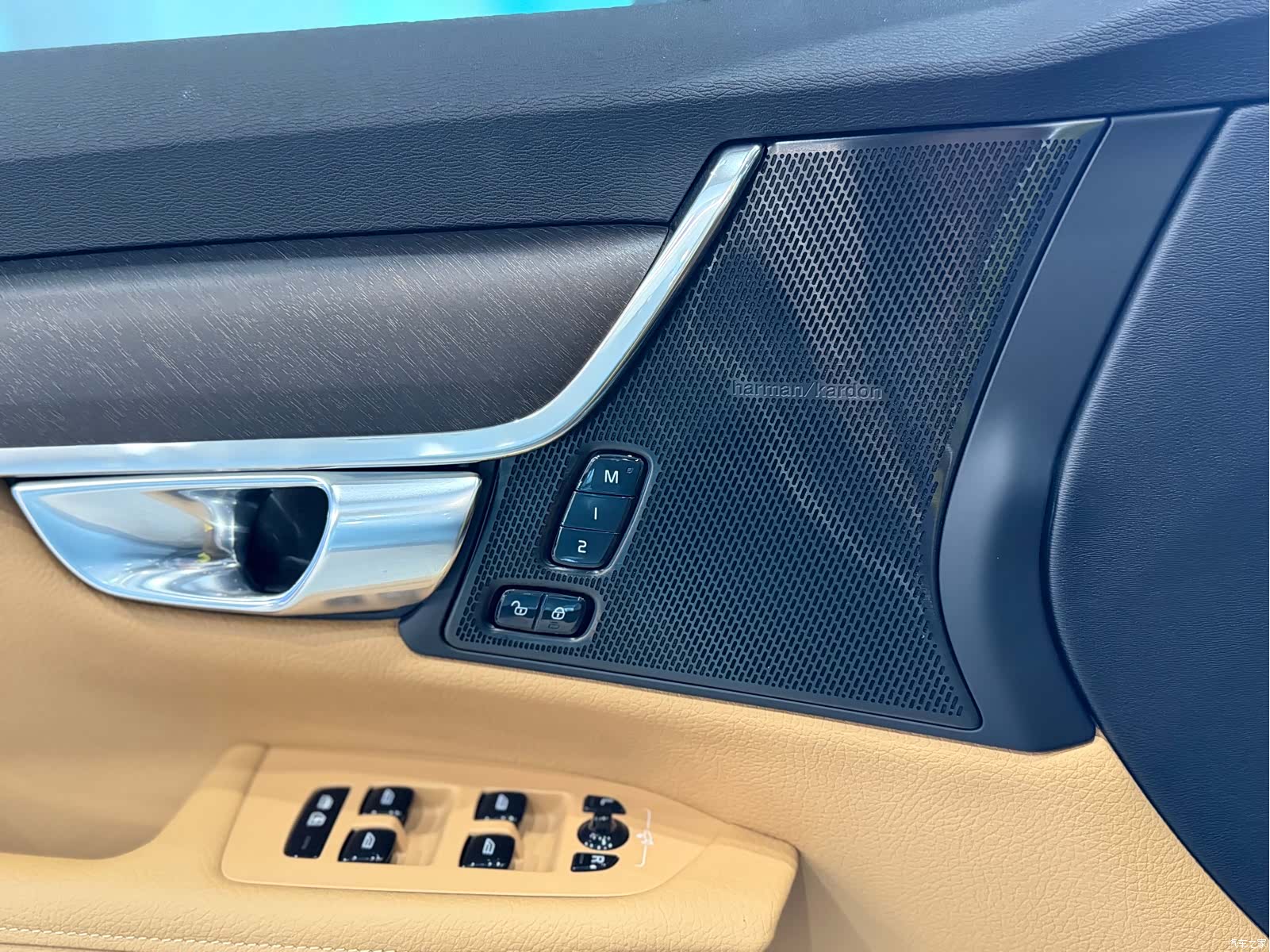 Volvo V90, 2019 10