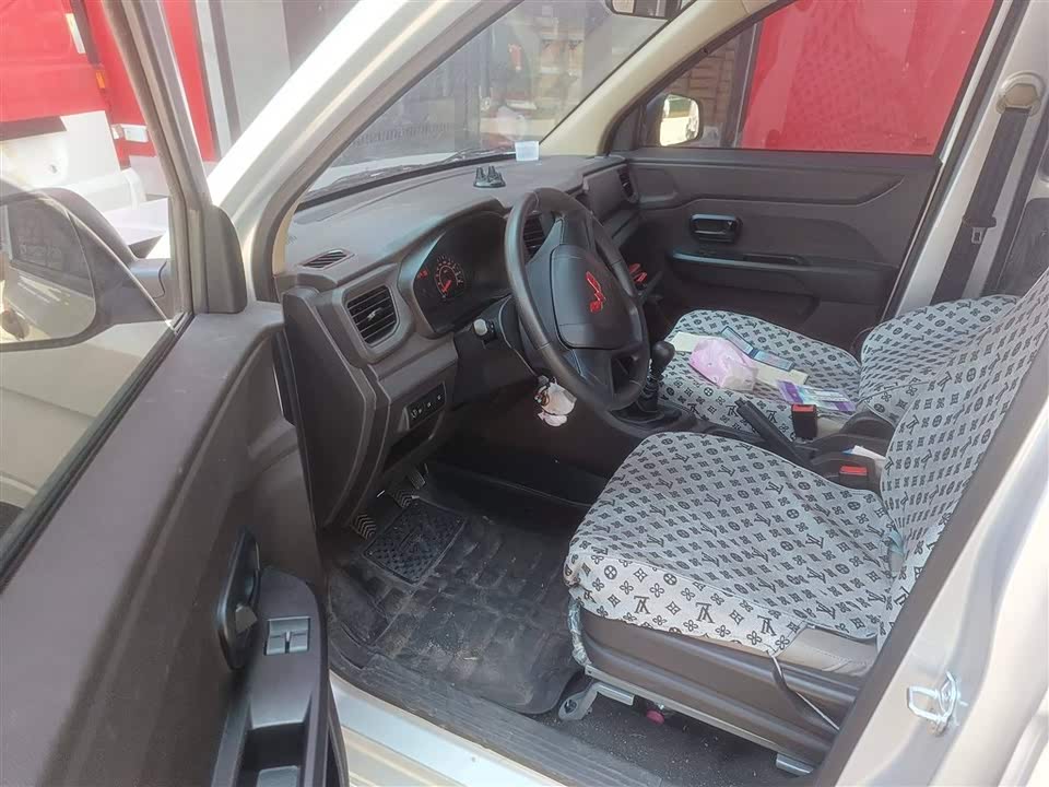 Wuling Wuling Hongguang V