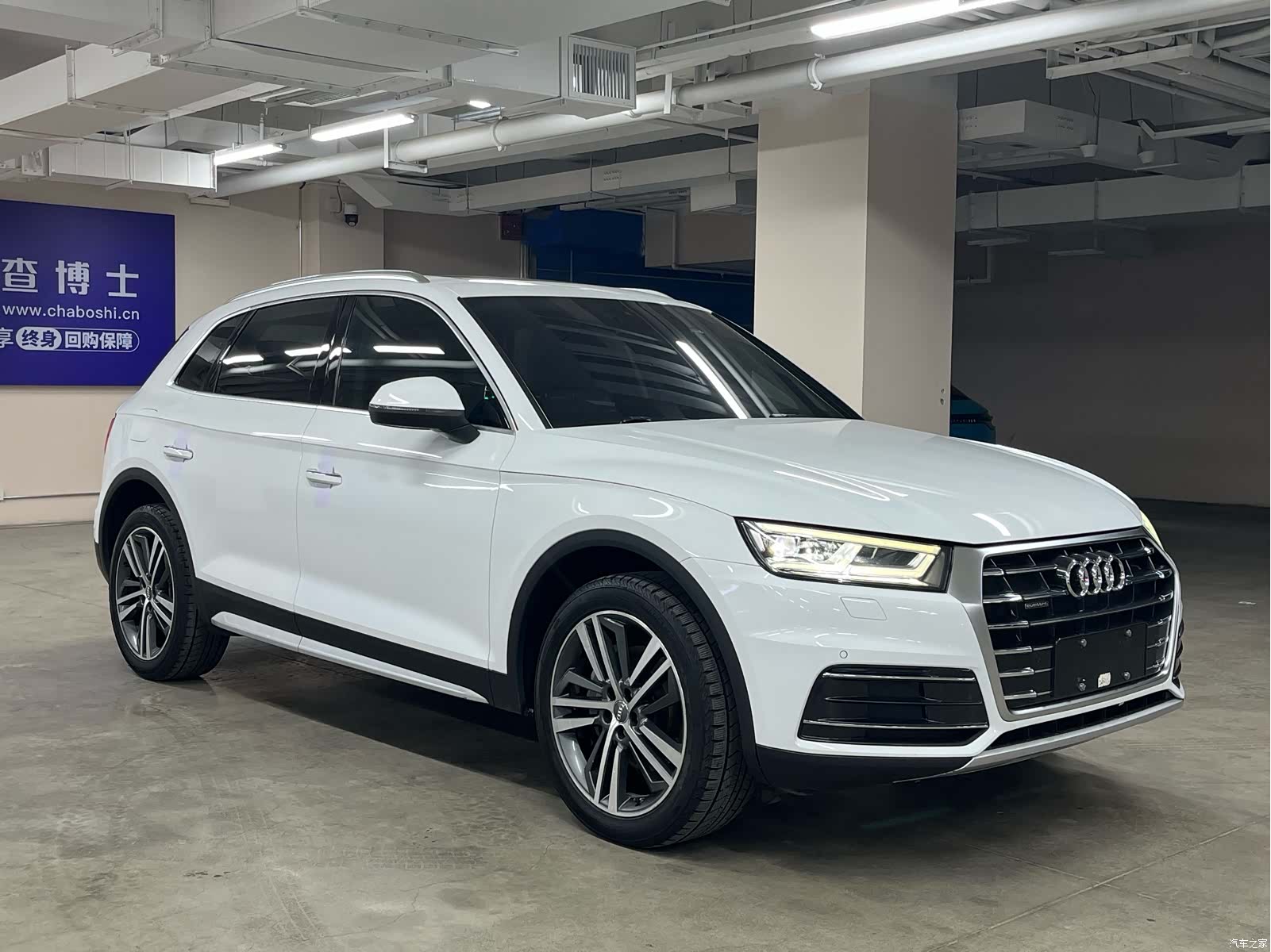 Audi Q5L, 2019 3