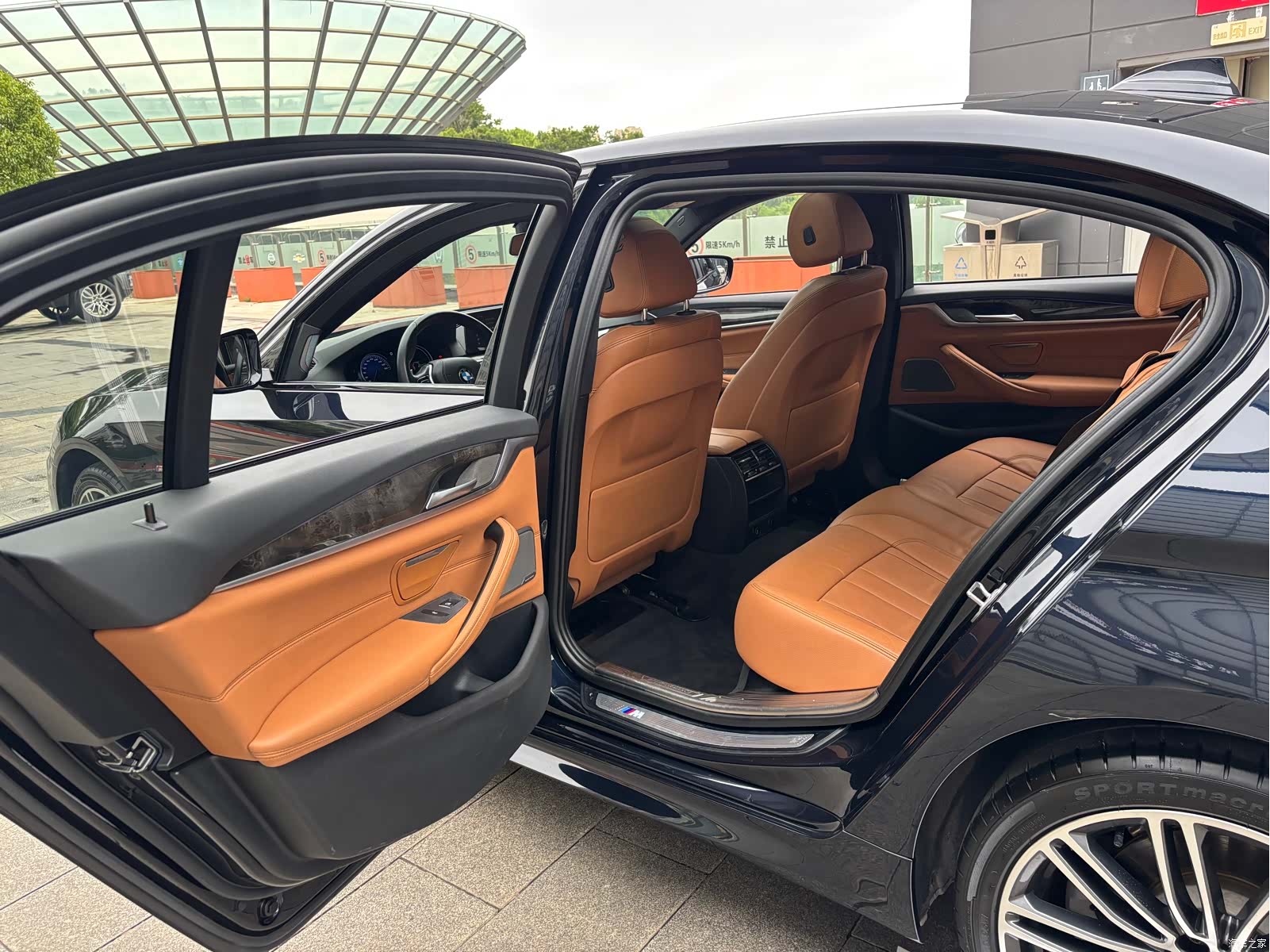 BMW 5 Series, 2018 17